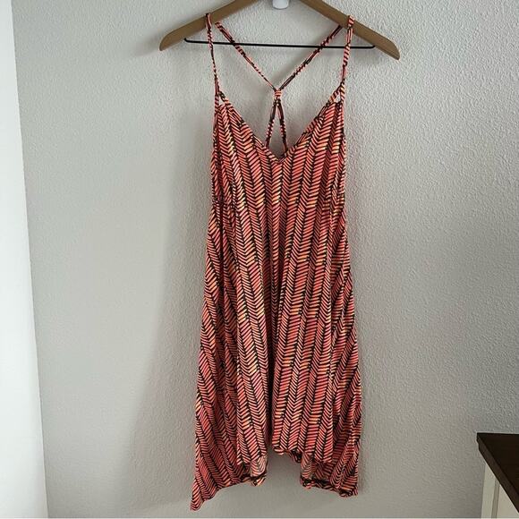 Under Armour UA Floca Dress Sporty Athleisure Medium - Picture 1 of 10